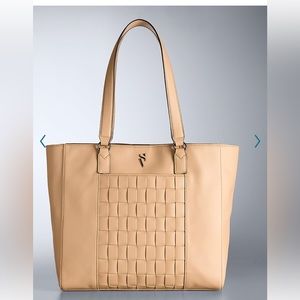 Simply Vera Vera Wang Lavey Raddix tote bag.